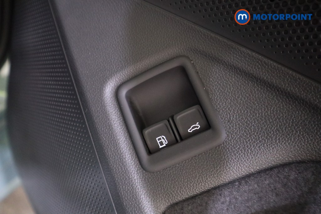 Used Volkswagen Passat 2025 for sale - 76290888: Photo 18