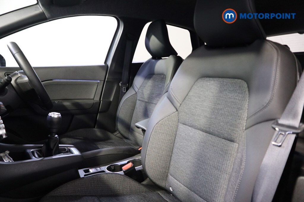 Used Renault Captur 2023 for sale - 76719675: Photo 18