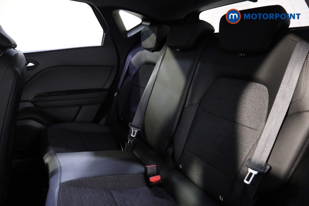 Used Renault Captur 2023 for sale - 76719675: Photo 19