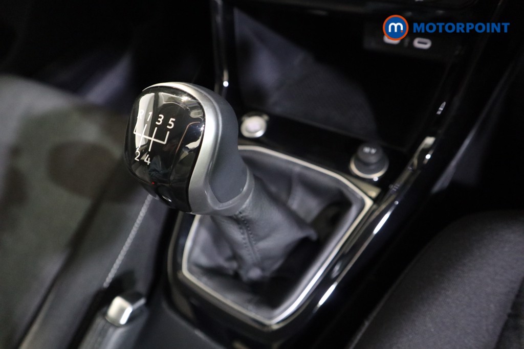 Used Volkswagen T-Cross 2024 for sale - 77270371: Photo 16