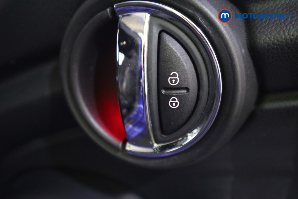 Used MINI Hatch 2019 for sale - 76278832: Photo 21