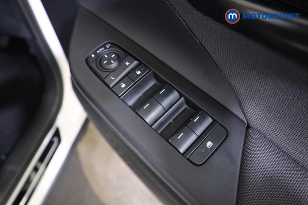 Used Toyota C-HR 2025 for sale - 76104924: Photo 18