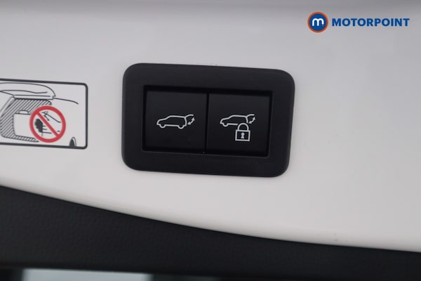 Used Toyota C-HR 2025 for sale - 76104924: Photo 22