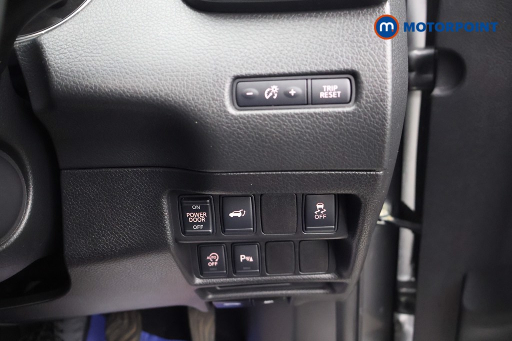 Used Nissan X-Trail 2016 for sale - 76568829: Photo 14