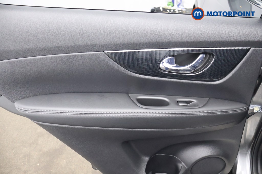 Used Nissan X-Trail 2016 for sale - 76568829: Photo 35