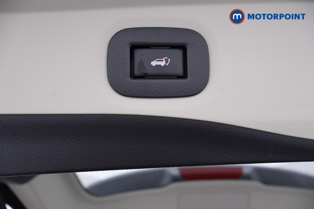 Used Nissan X-Trail 2016 for sale - 76568829: Photo 37