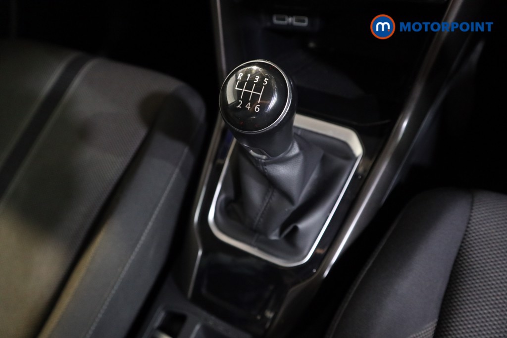 Used Volkswagen T-Roc 2019 for sale - 76949327: Photo 17