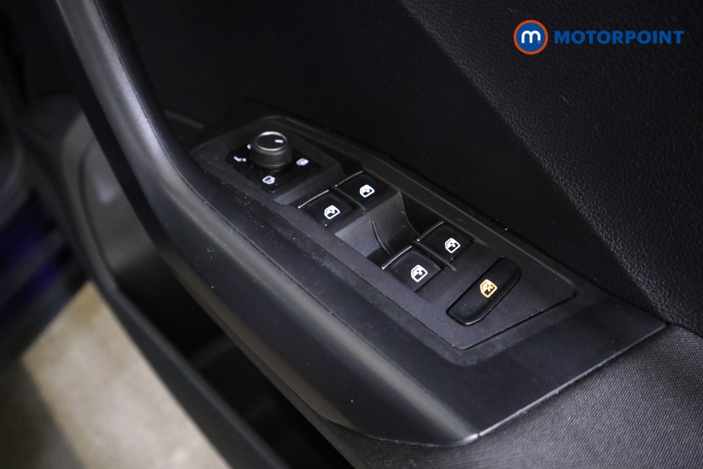 Used Volkswagen T-Roc 2019 for sale - 76949327: Photo 20