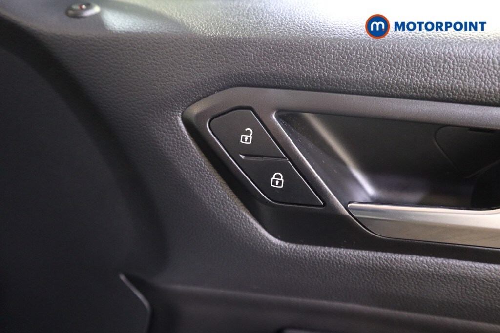 Used Volkswagen T-Roc 2023 for sale - 78095478: Photo 22