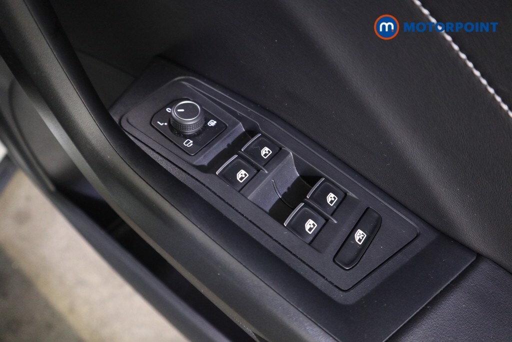 Used Volkswagen T-Roc 2023 for sale - 78095478: Photo 23