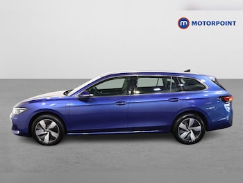 Used Volkswagen Passat 2025 for sale - 76616458: Photo