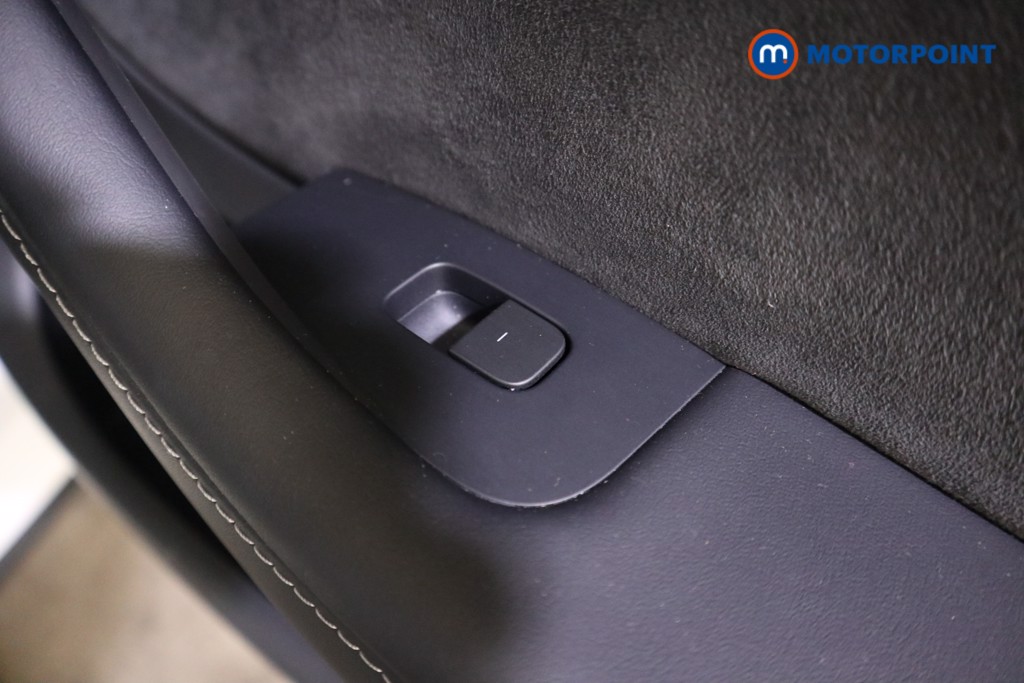 Used Tesla Model Y 2024 for sale - 78078400: Photo 32