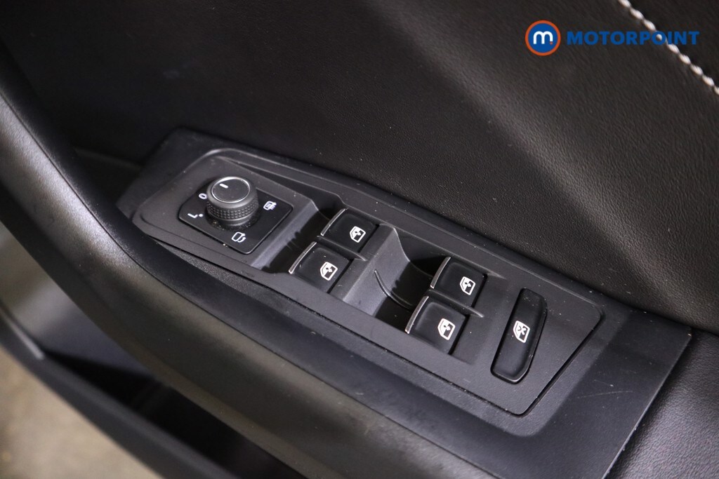 Used Volkswagen T-Roc 2022 for sale - 77845767: Photo 23