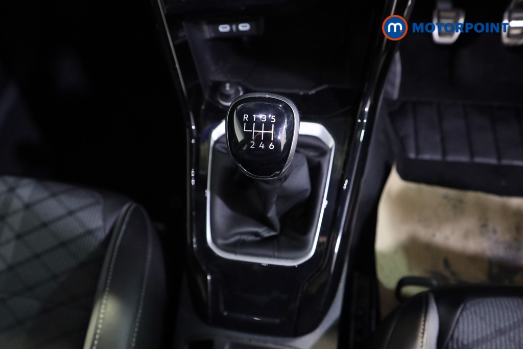 Used Volkswagen T-Roc 2023 for sale - 76710433: Photo 19