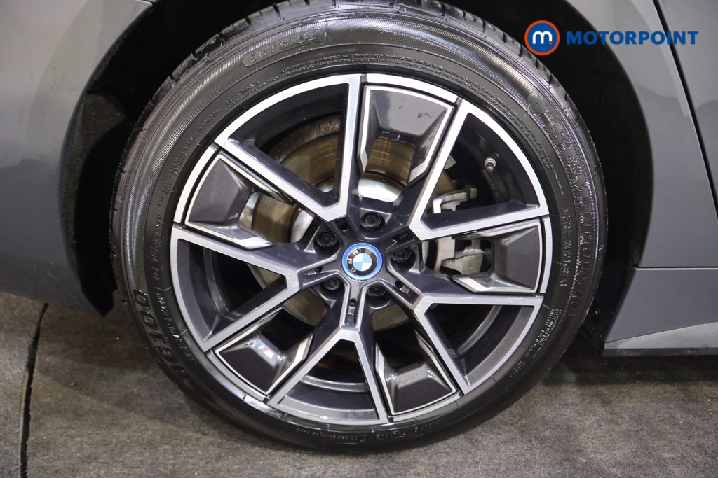 Used BMW i4 2022 for sale - 76222905: Photo 32