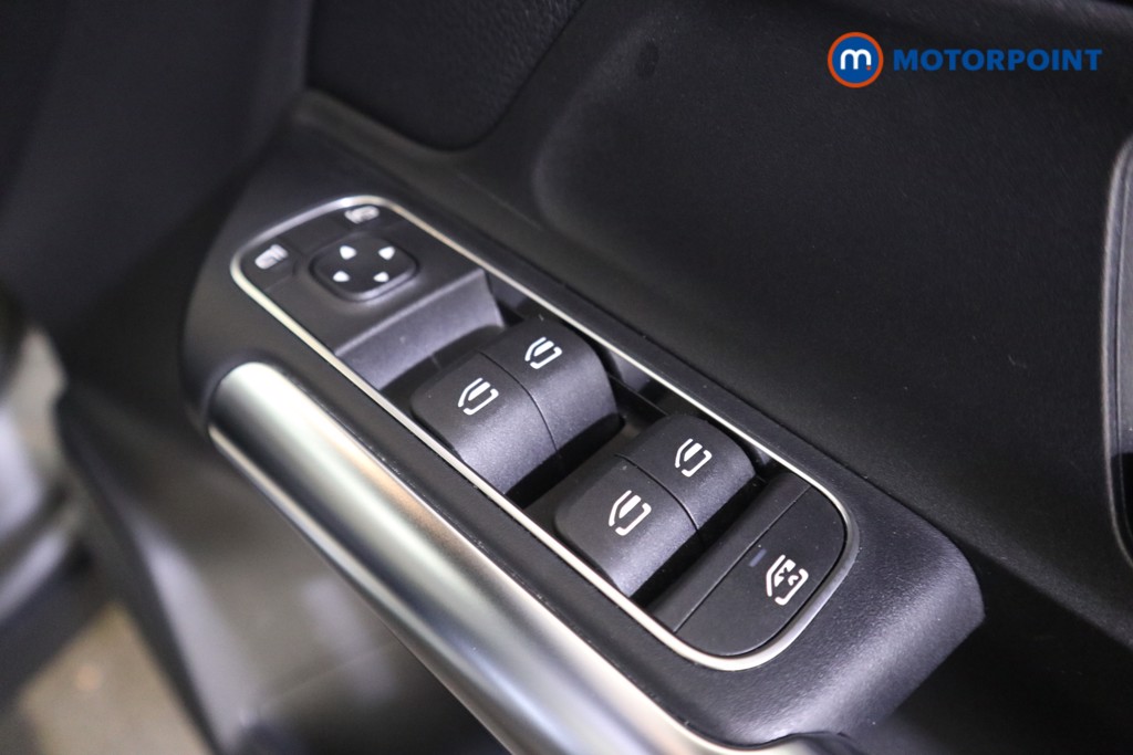 Used Mercedes-Benz GLA 2020 for sale - 76653635: Photo 21