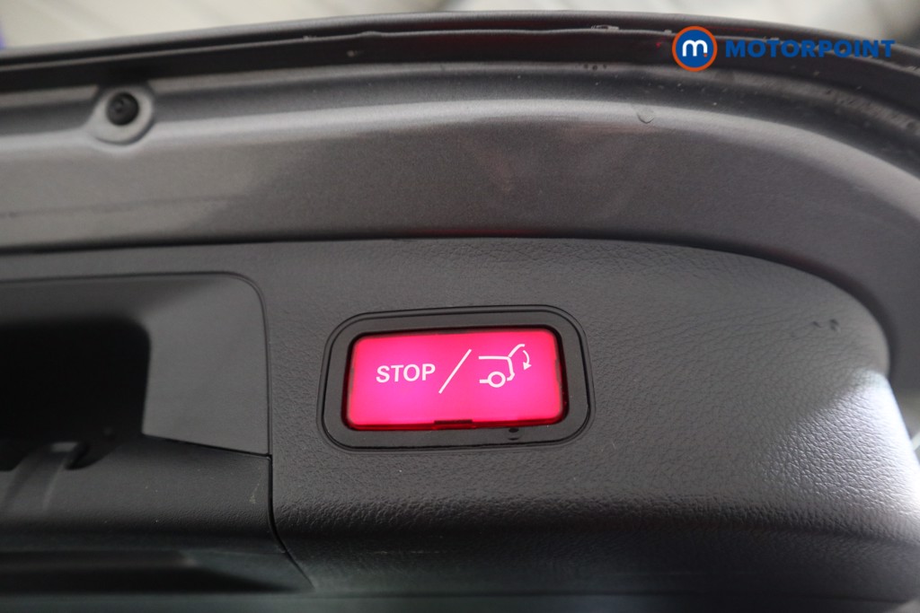 Used Mercedes-Benz GLA 2020 for sale - 76653635: Photo 30