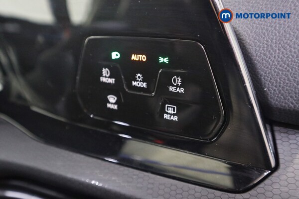 Used Volkswagen Golf 2024 for sale - 76234989: Photo 17