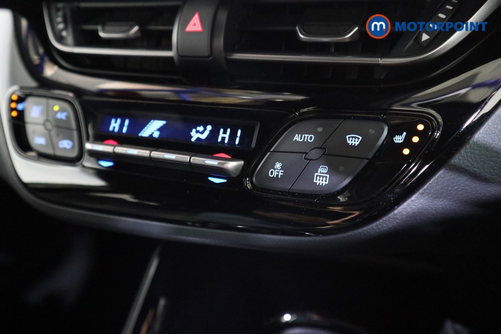 Used Toyota C-HR 2019 for sale - 77519923: Photo 16