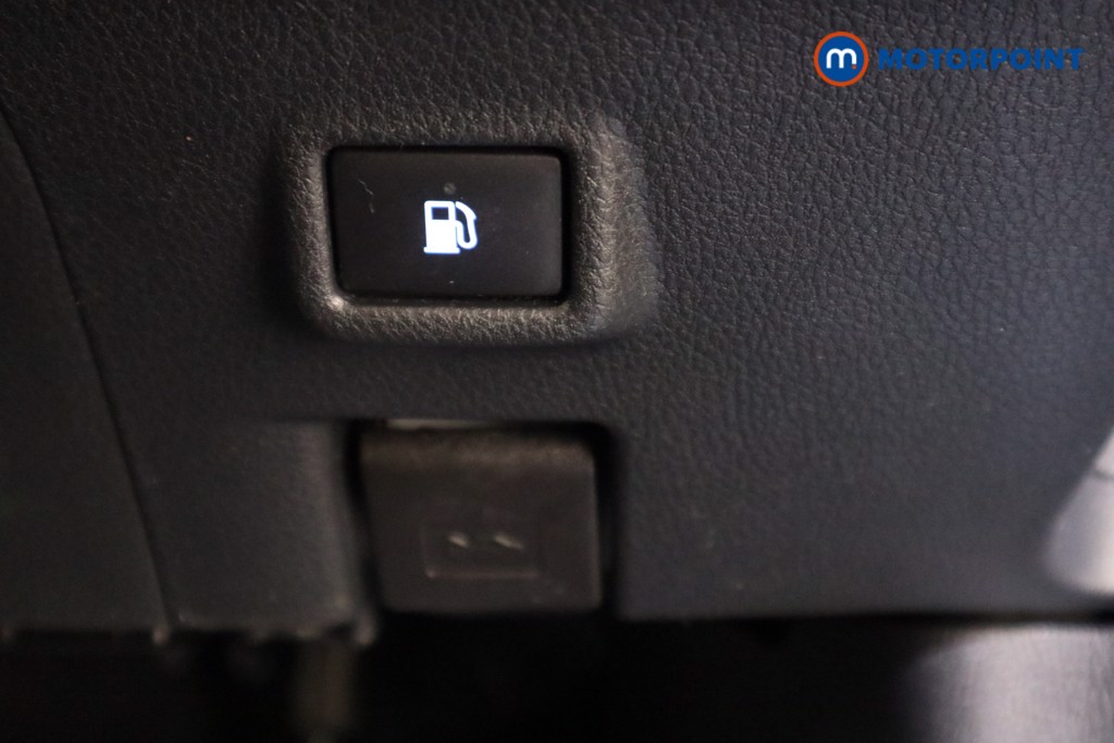 Used Toyota C-HR 2019 for sale - 77519923: Photo 22