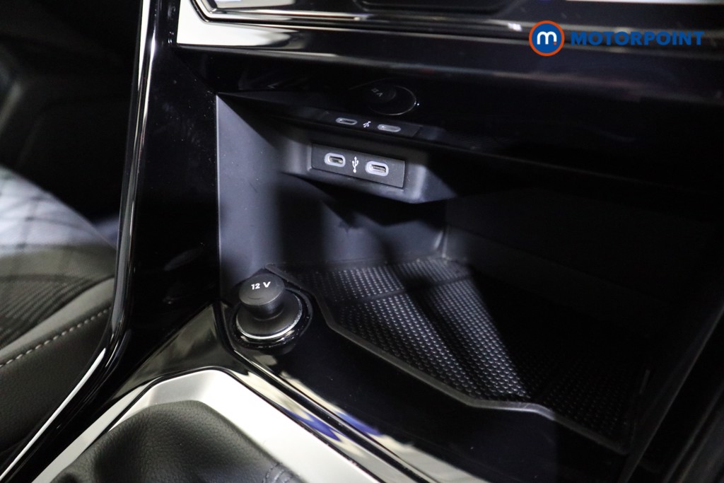 Used Volkswagen T-Roc 2024 for sale - 77446554: Photo 17