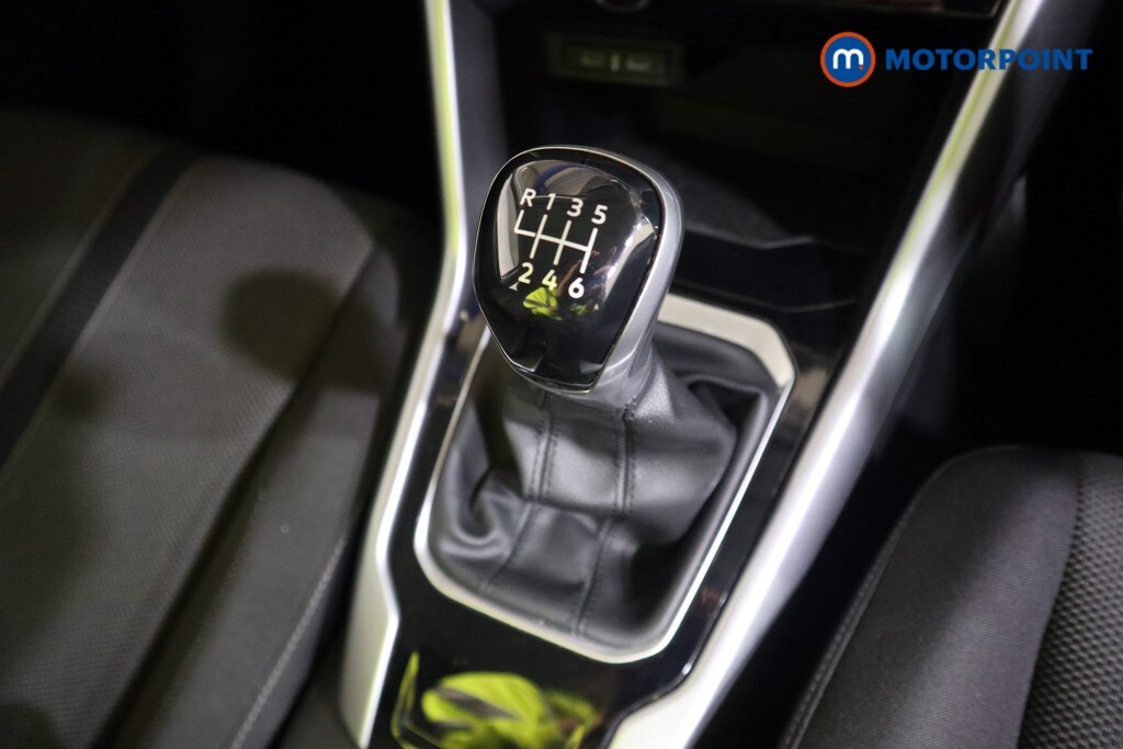 Used Volkswagen T-Roc 2023 for sale - 76222908: Photo 17