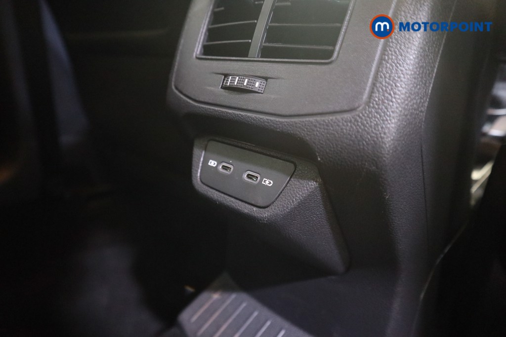 Used Volkswagen T-Roc 2023 for sale - 76222908: Photo 24