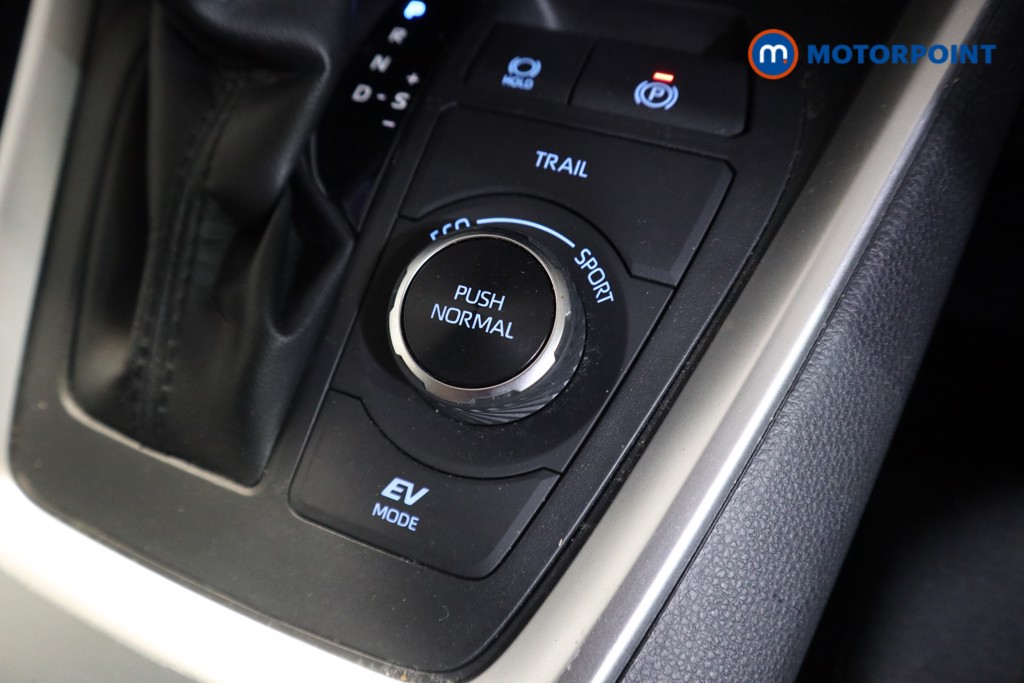 Used Toyota RAV4 2021 for sale - 77013794: Photo 17