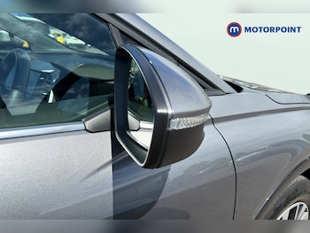 Used Audi Q4 e-tron 2025 for sale - 78949061: Photo