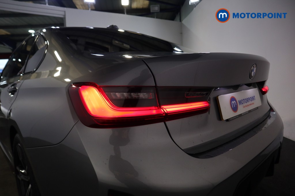 Used BMW 3 Series 2024 for sale - 77297621: Photo 32