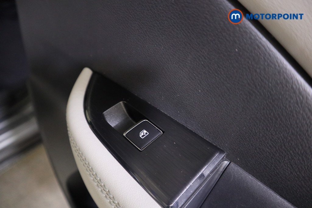 Used Nissan Qashqai for sale - 77033868: Photo 25