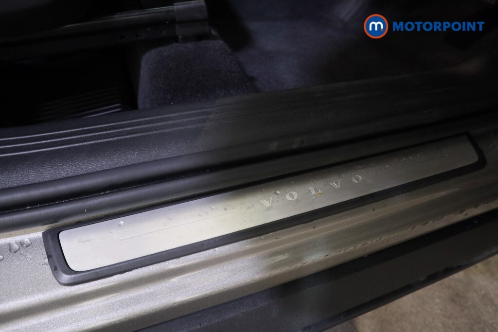 Used Volvo XC40 for sale - 78109780: Photo 24