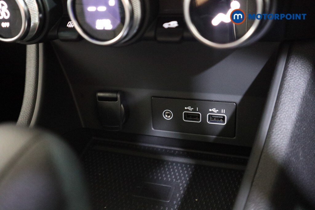 Used Renault Captur 2023 for sale - 77973025: Photo 17