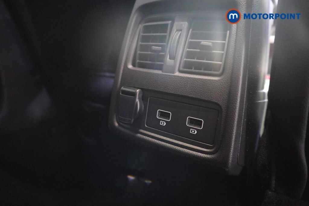 Used Renault Captur 2023 for sale - 77973025: Photo 27