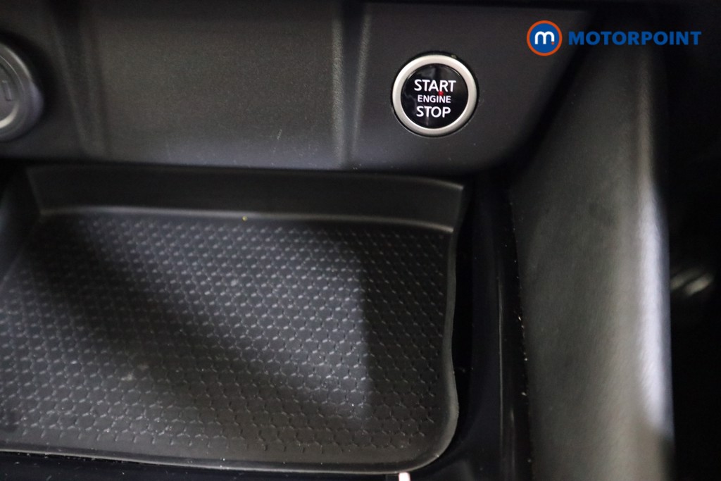 Used Nissan Qashqai 2021 for sale - 77002175: Photo 16