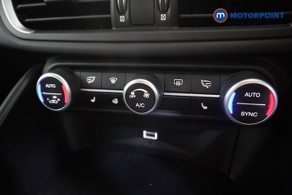 Used Alfa Romeo Giulia 2019 for sale - 76255638: Photo 17
