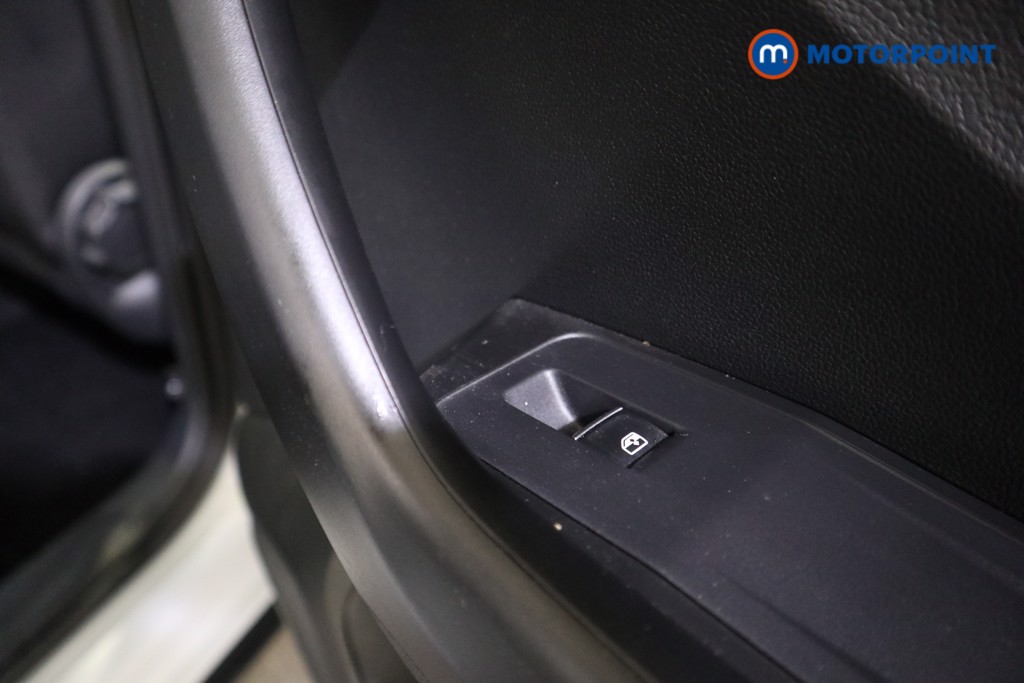 Used Volkswagen T-Roc 2020 for sale - 77171199: Photo 27