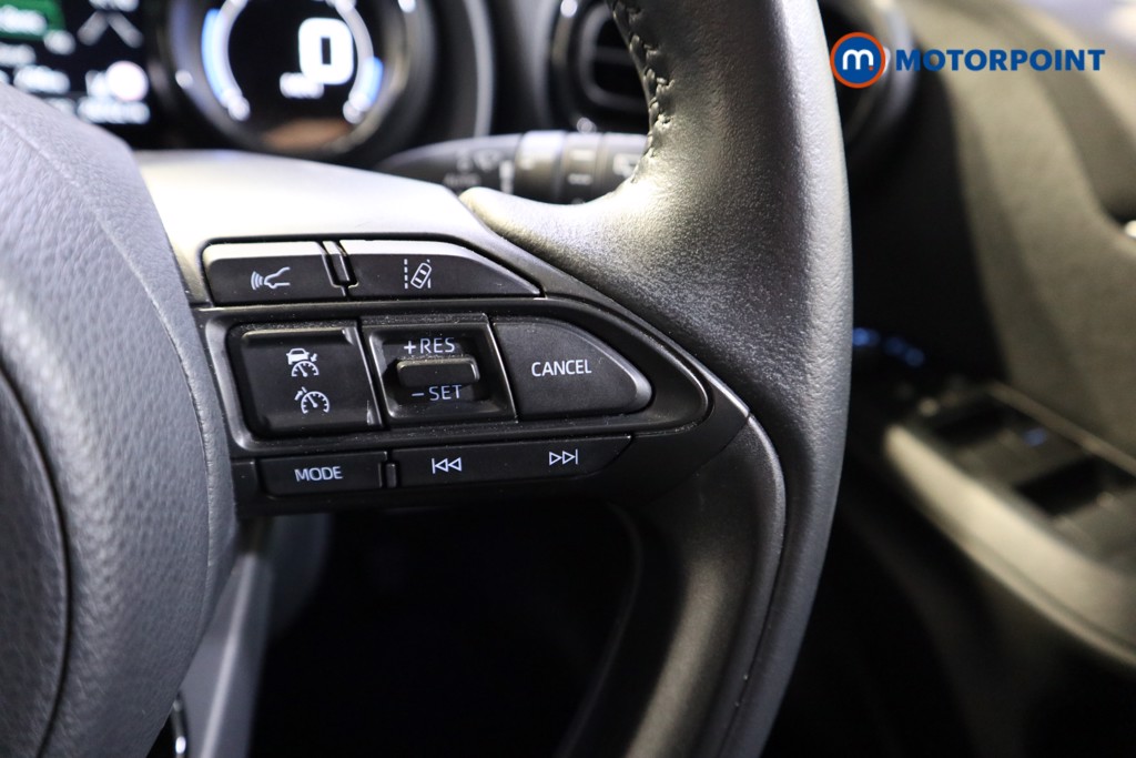 Used Toyota Yaris for sale - 77207922: Photo 12