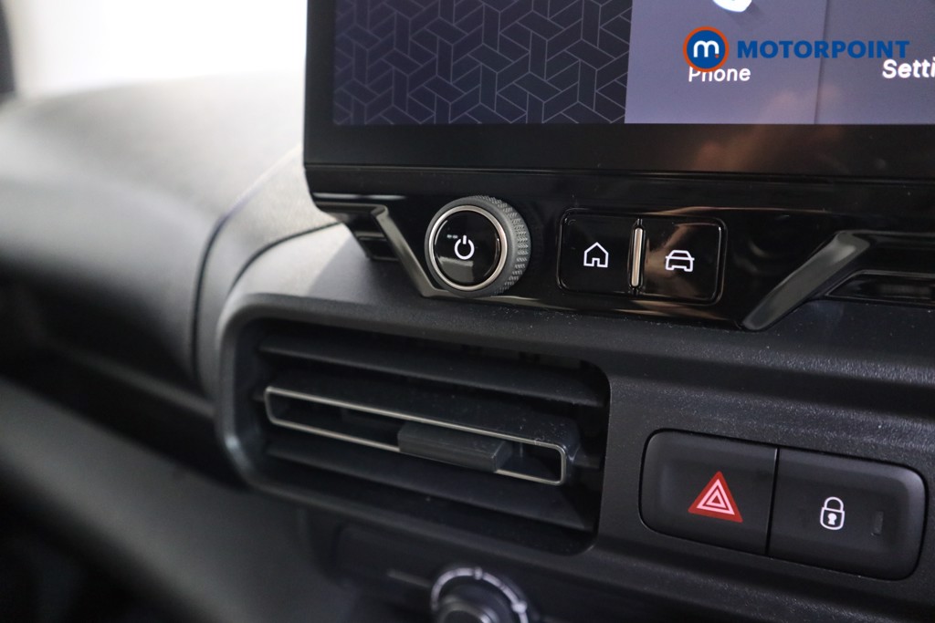 Used Citroen Berlingo 2025 for sale - 77965998: Photo 15