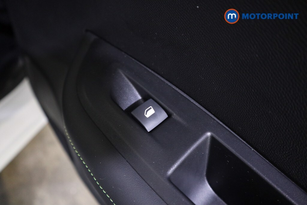 Used Peugeot 2008 for sale - 77743792: Photo 32