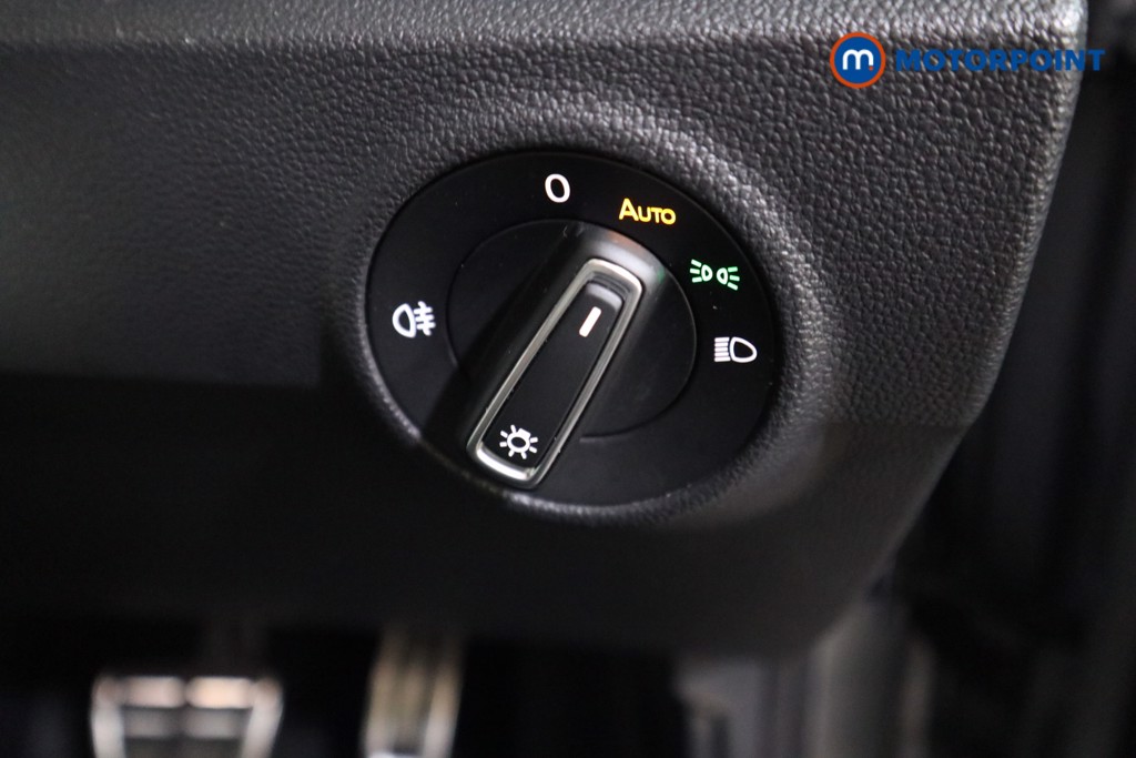 Used Volkswagen T-Roc 2022 for sale - 76862737: Photo 19