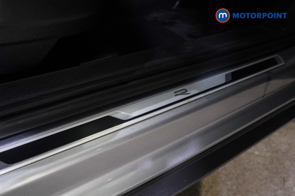 Used Volkswagen T-Roc 2022 for sale - 76862737: Photo 22