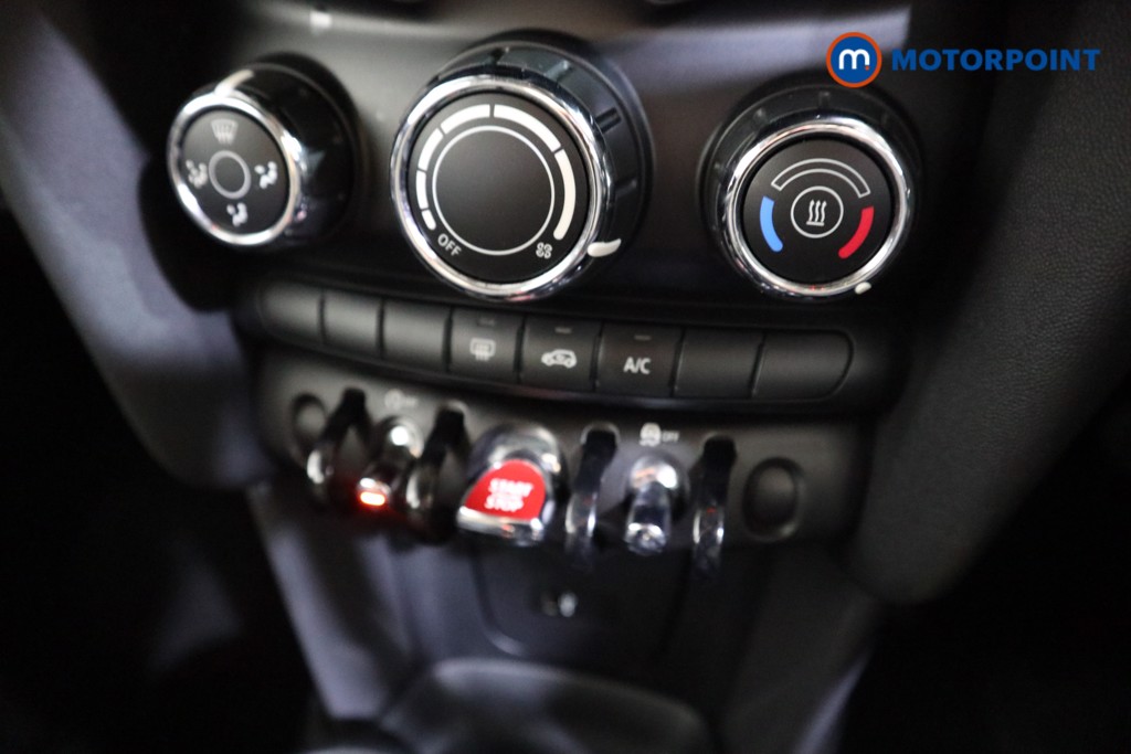 Used MINI Hatch 2018 for sale - 76807943: Photo 15