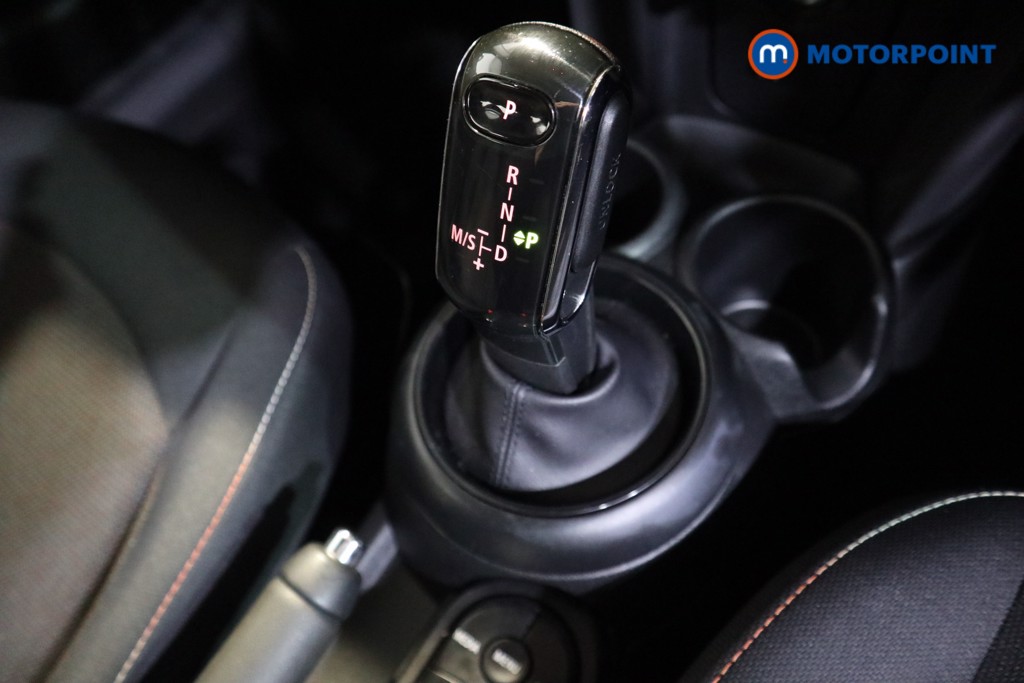 Used MINI Hatch 2018 for sale - 76807943: Photo 17