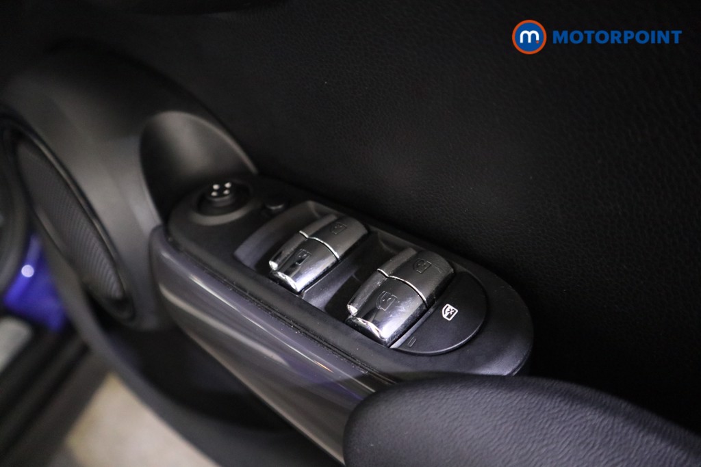 Used MINI Hatch 2018 for sale - 76807943: Photo 19