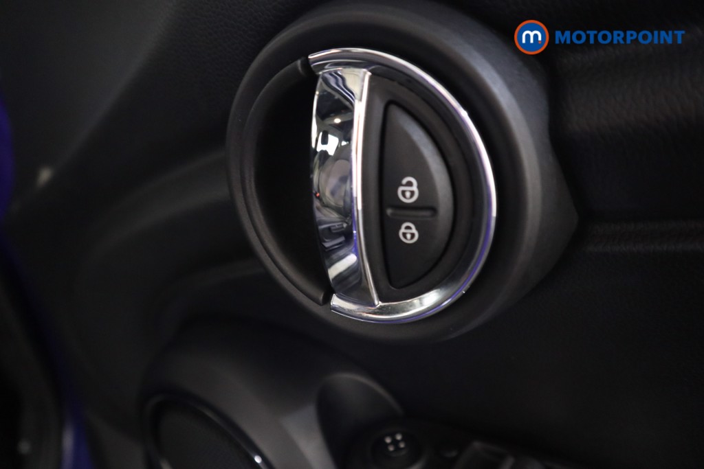 Used MINI Hatch 2018 for sale - 76807943: Photo 20