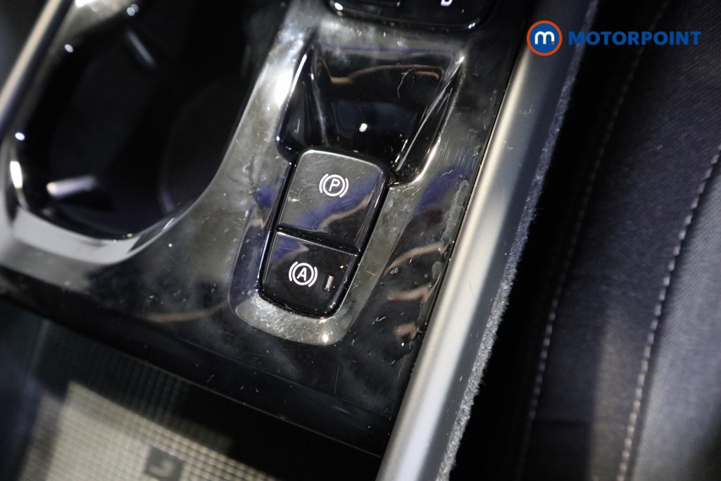 Used Volvo XC40 for sale - 77221302: Photo 18