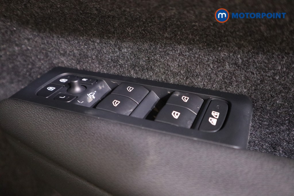 Used Volvo XC40 for sale - 77221302: Photo 22