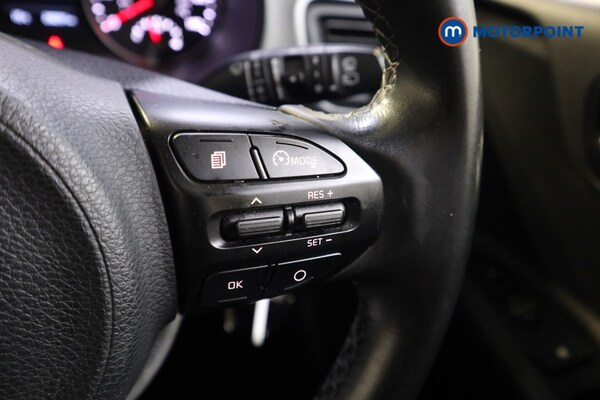 Used Kia Stonic 2019 for sale - 76180646: Photo 12