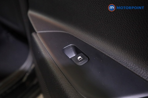 Used Kia Stonic 2019 for sale - 76180646: Photo 22
